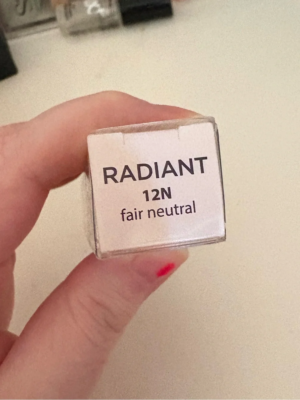 Tarte radiant shape tape in 12N